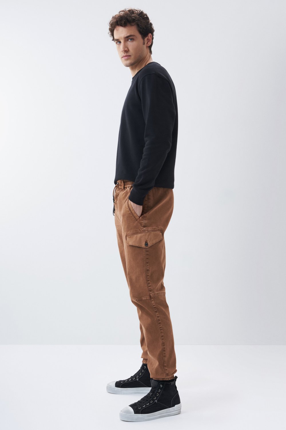 Tapered cargo trousers, tinted - Salsa