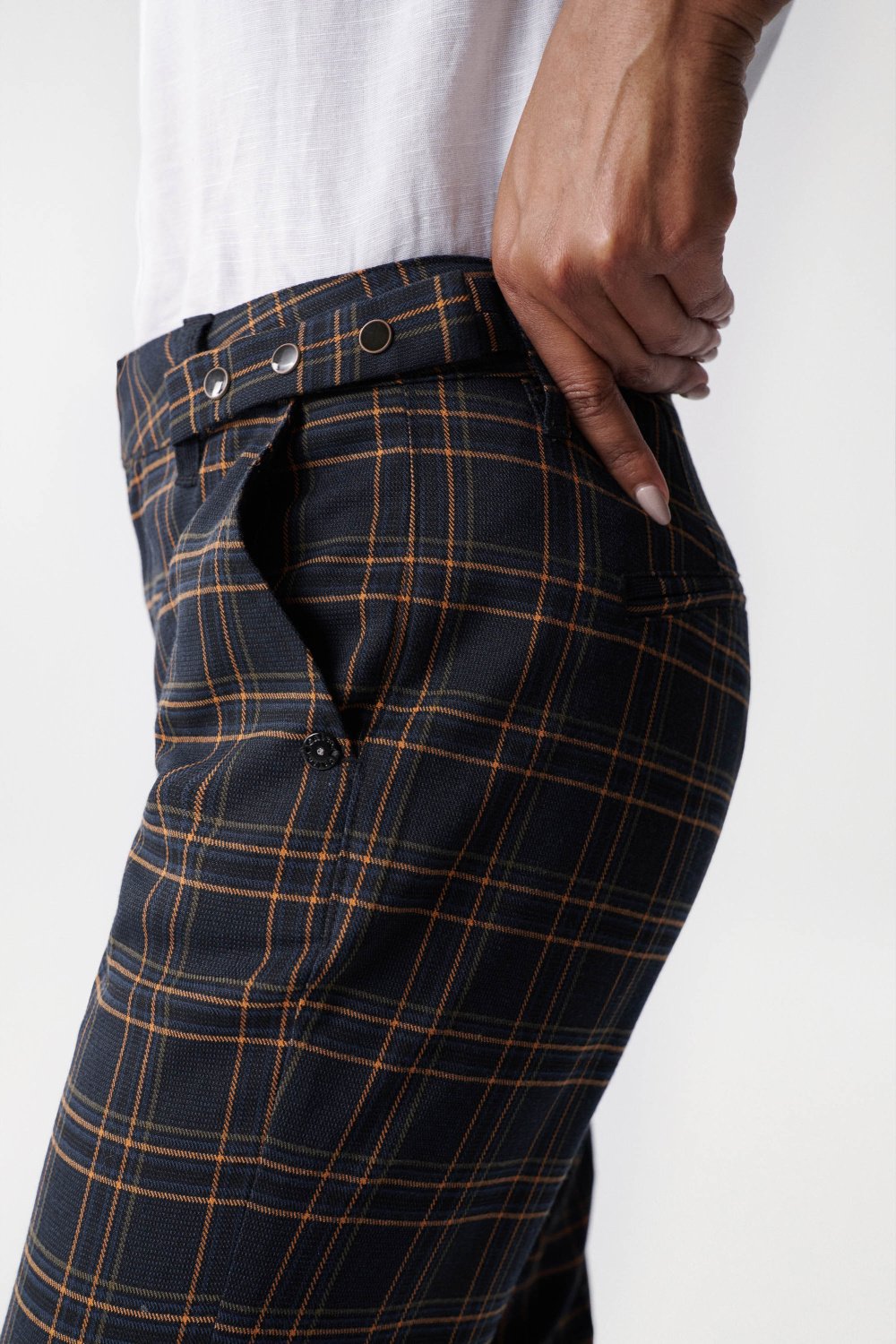 CROPPED SLIM CHINOS WITH CHECKED PATTERN - Salsa
