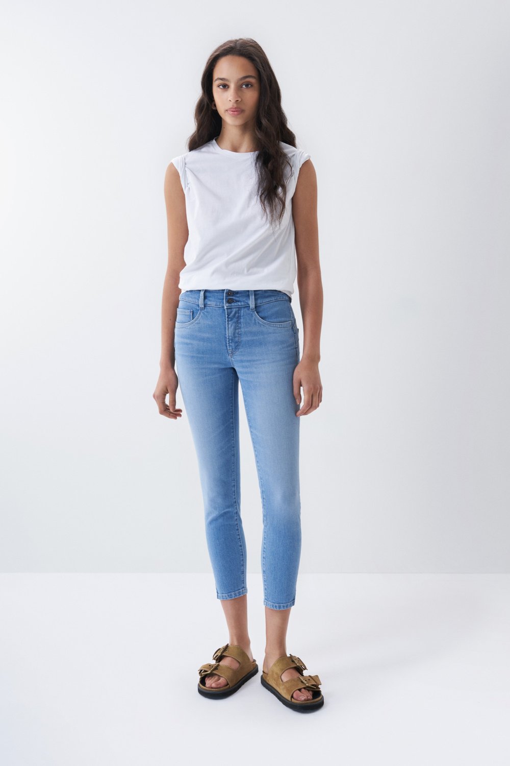 Cropped skinny Push In Secret jeans with embroidery on the waistband - Salsa
