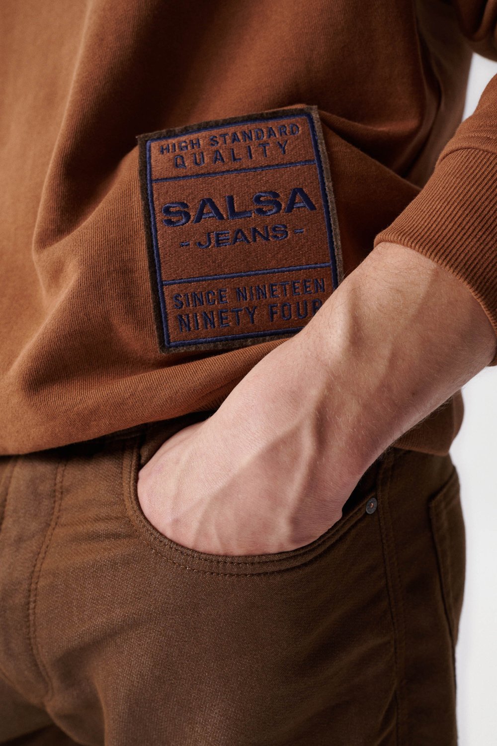 Jumper with patch - Salsa