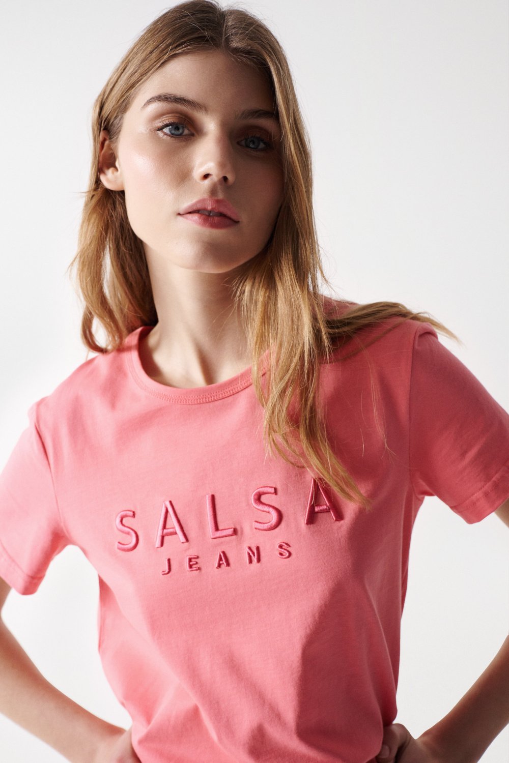 Camiseta con branding con textura - Salsa