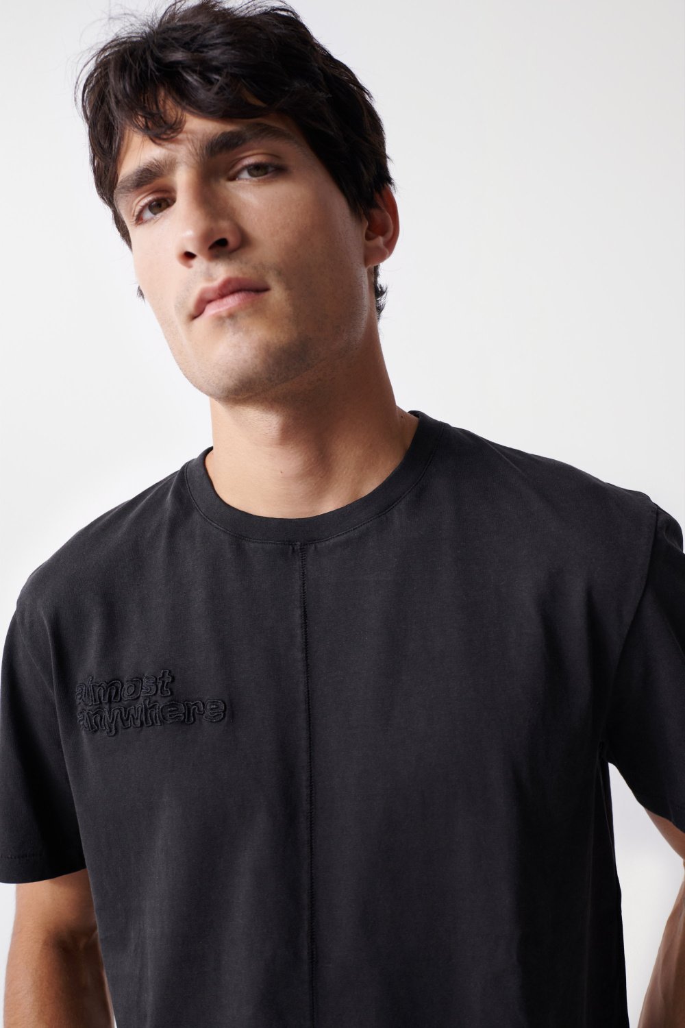 REGULAR T-SHIRT WITH EMBROIDERY - Salsa