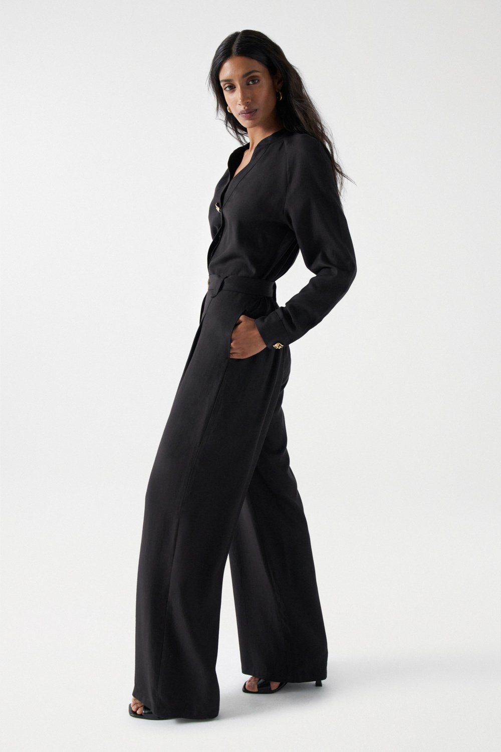 JUMPSUIT WITH BELT AND BUTTON DETAIL - Salsa