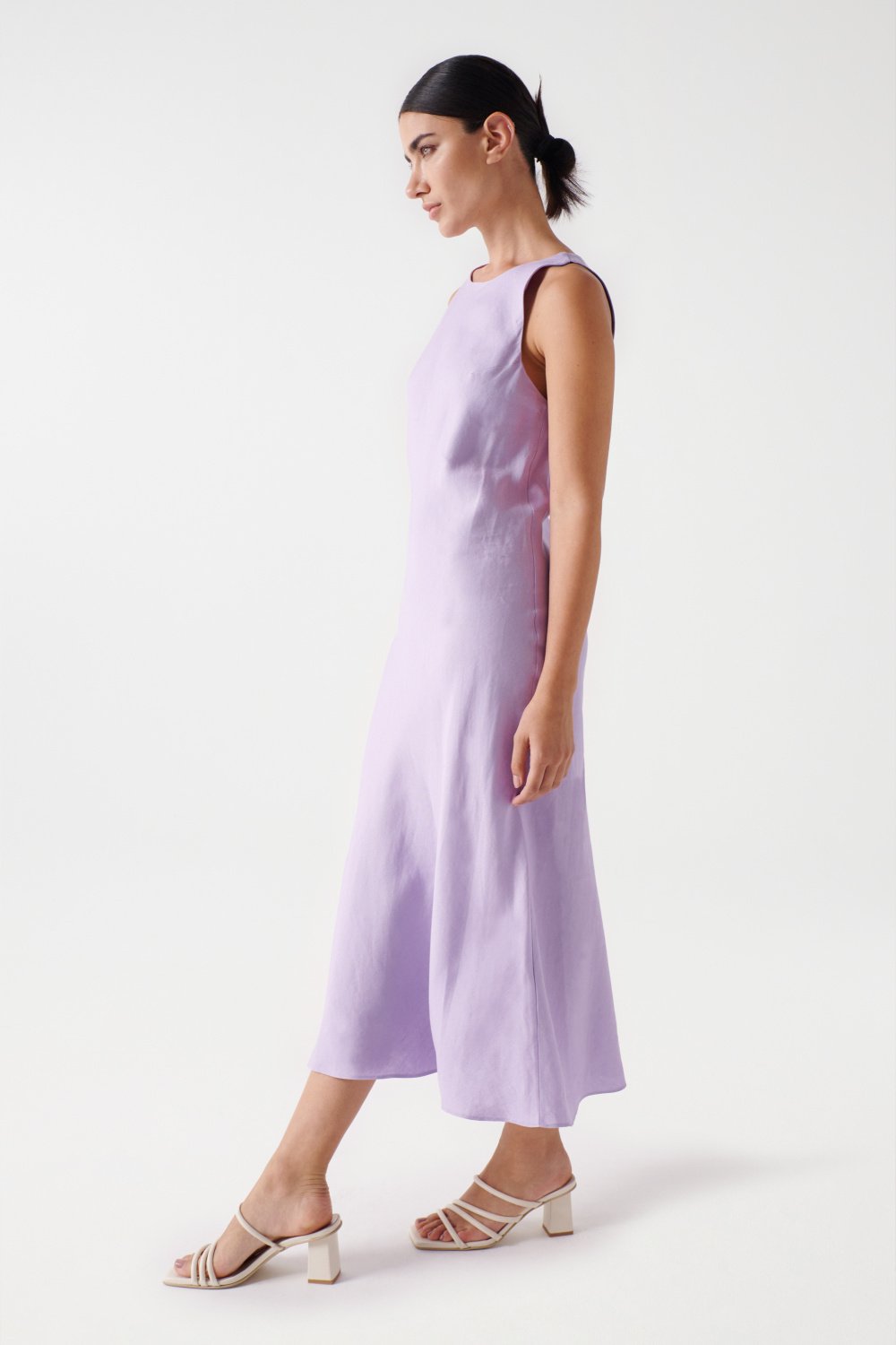 Linen dress with back opening - Salsa