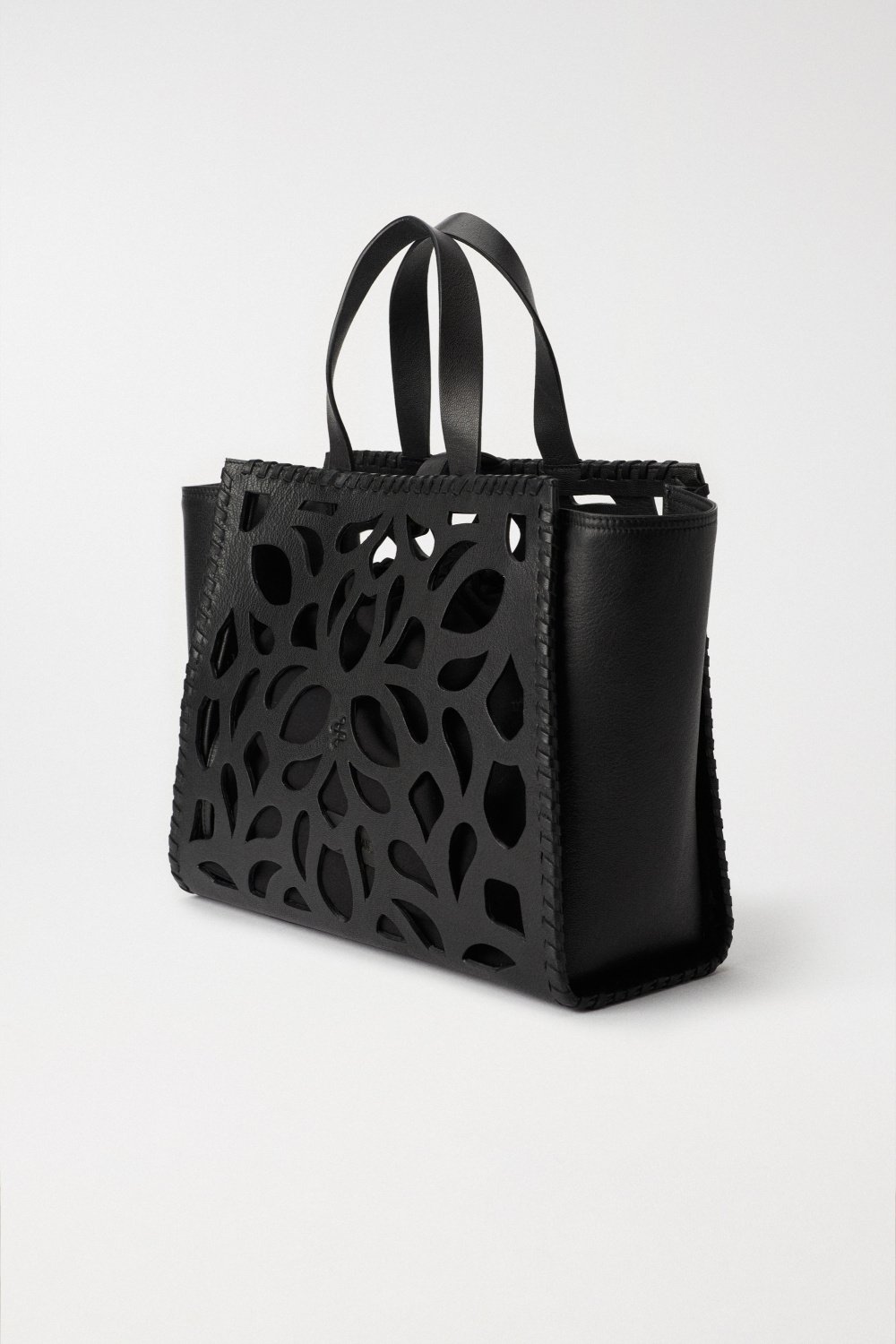 PERFORATED LEATHER TOTE BAG - Salsa