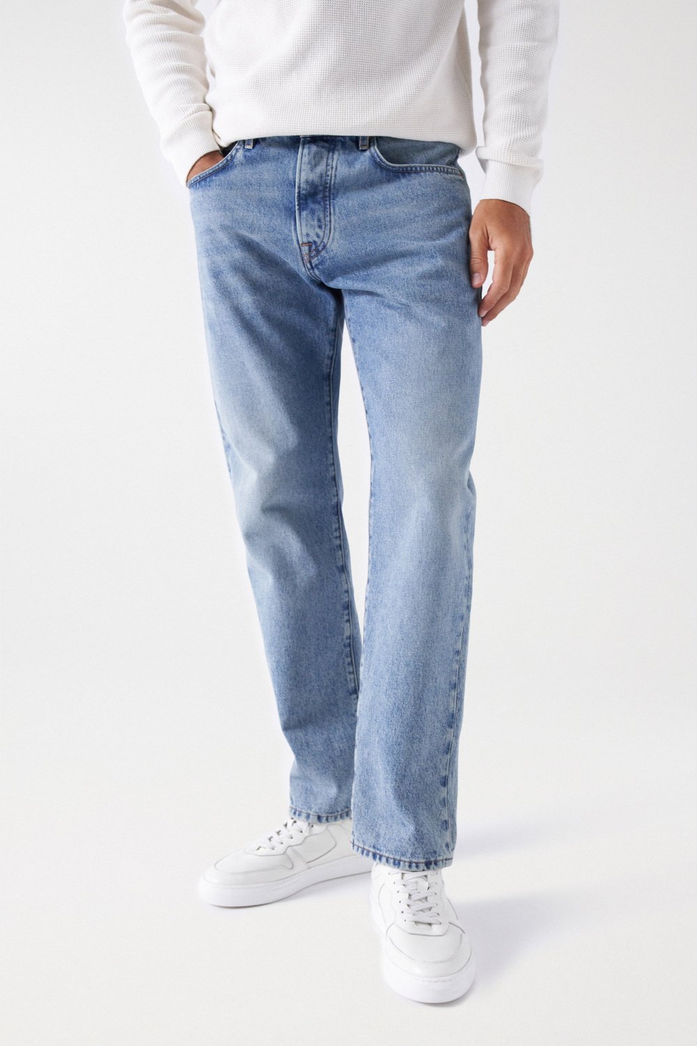 STRAIGHT JEANS WITH WASH EFFECTS - Salsa
