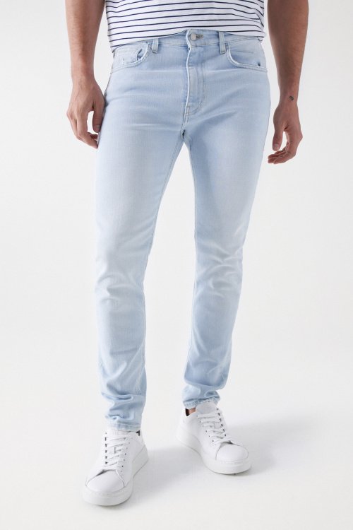 SKINNY JEANS WITH WEAR EFFECTS