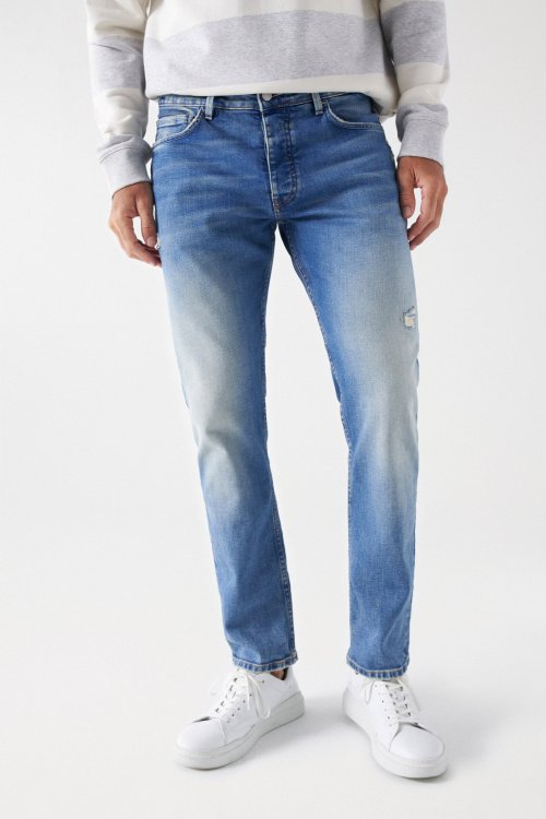 REGULAR JEANS WITH RIPS