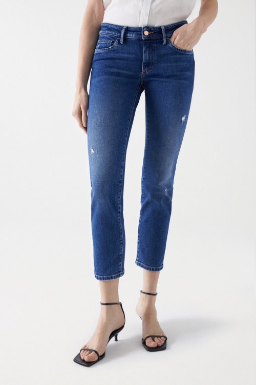 WONDER PUSH UP CROPPED SLIM JEANS WITH RIPS