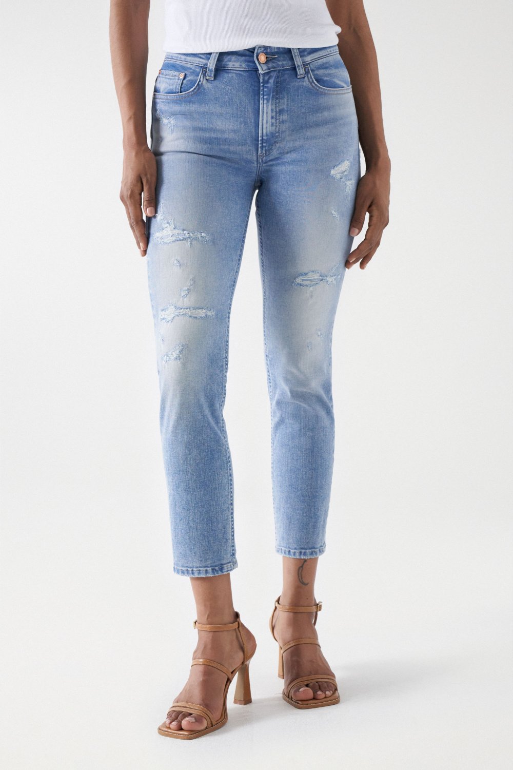 DESTINY PUSH UP CROPPED SLIM JEANS WITH RIPS - Salsa