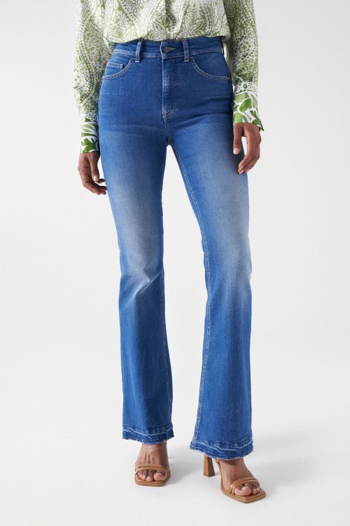 FAITH PUSH IN FLARE JEANS WITH HEM DETAIL