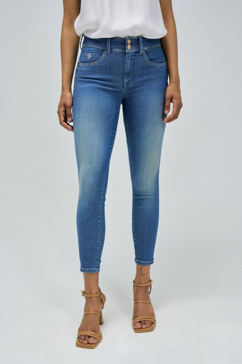 JEANS SECRET PUSH IN CROPPED WITH DETAIL ON THE POCKET