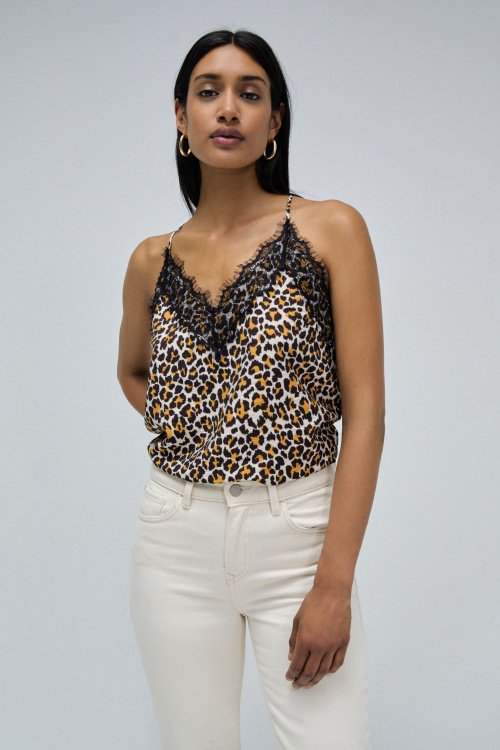 TOP ANIMAL PRINT WITH LACE DETAIL